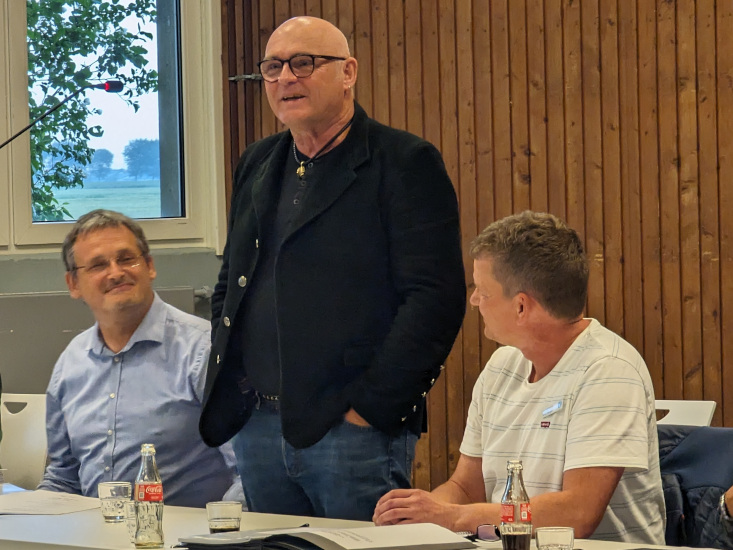 Foto neuer Bürgermeister und Stellvertreter, für Großansicht bitte klicken... Foto neuer Bürgermeister und Stellvertreter, für Großansicht klicken...