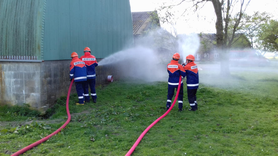 Für Großansicht klicken... Jugendfeuerwehrübung